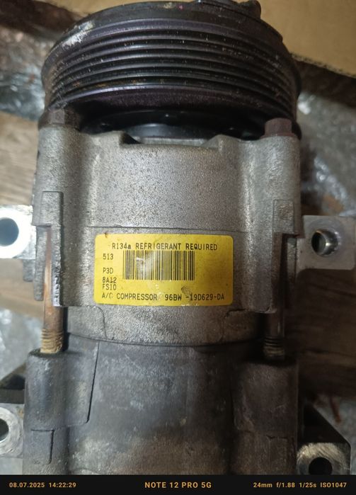 Запчасти на Ford Mondeo 1, двигатель на разбор