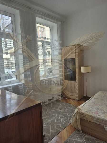 Етаж от къща в Център! 21913462