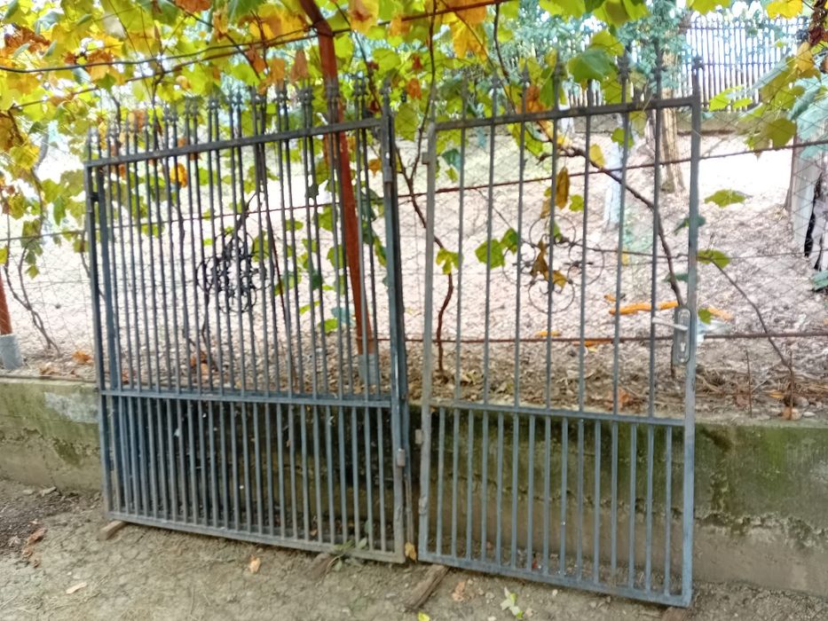 Porți de fier forjat