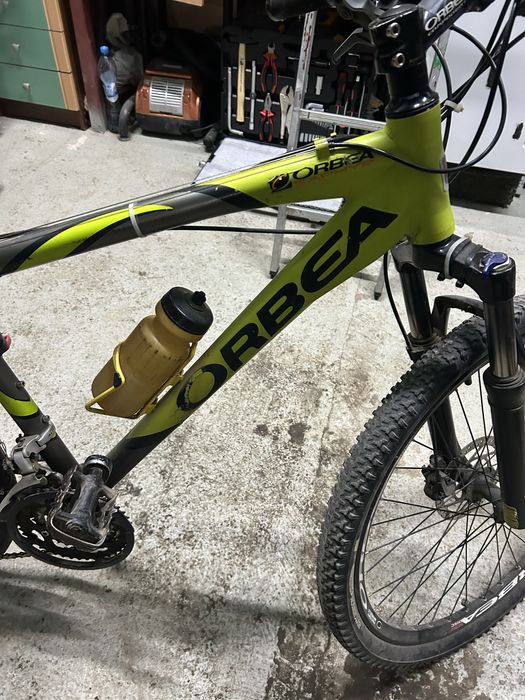 Продам велосипед на бензиновом двигателем