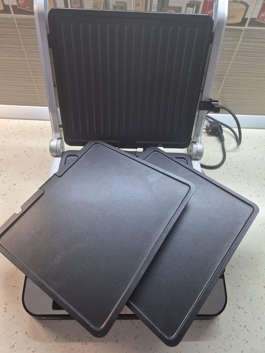 Gril electric  ECG cu funcție de Bbq