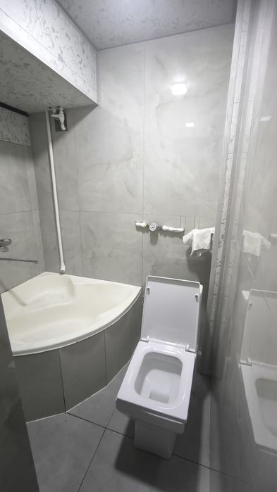 Kvartira ijaraga berilad oilaviy yangi remont