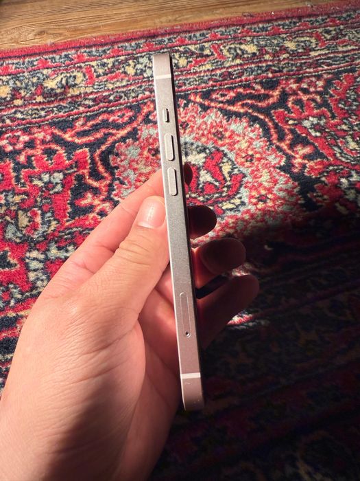 Apple 13 жақсы жағдайда