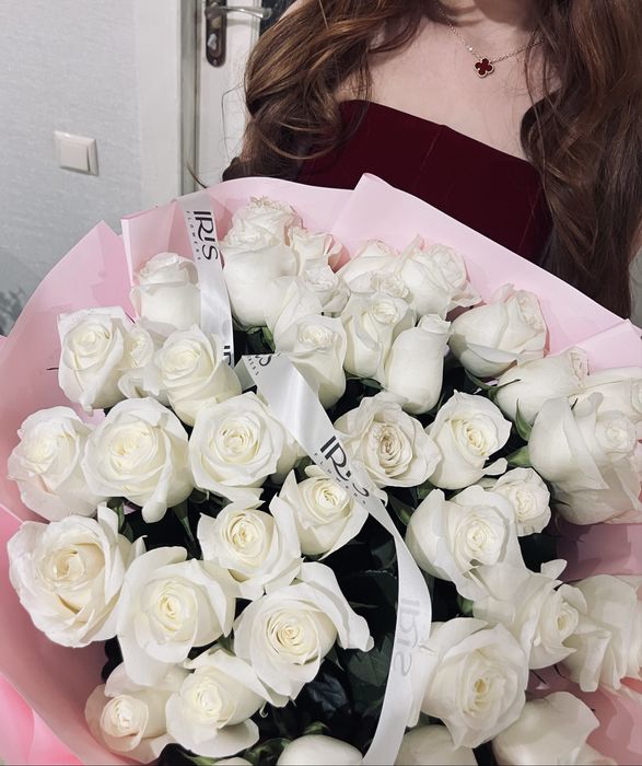 Белый роза 41 шт