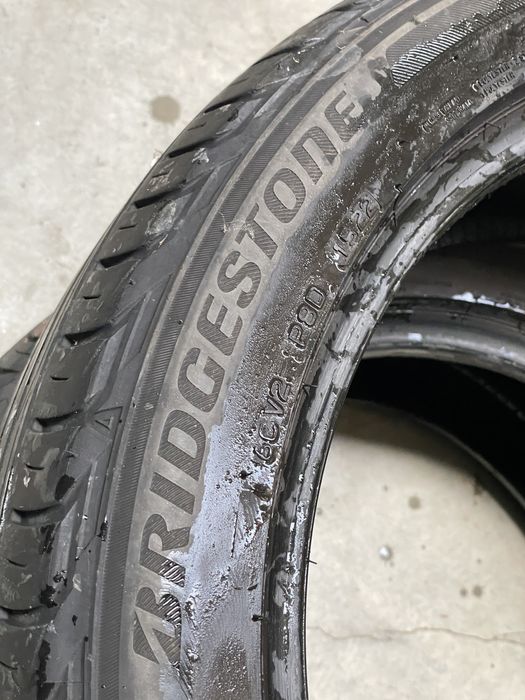 2x 215 50 18 Bridgestone Turanza T001