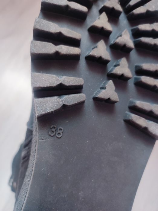 Зимни ботуши 38 номер