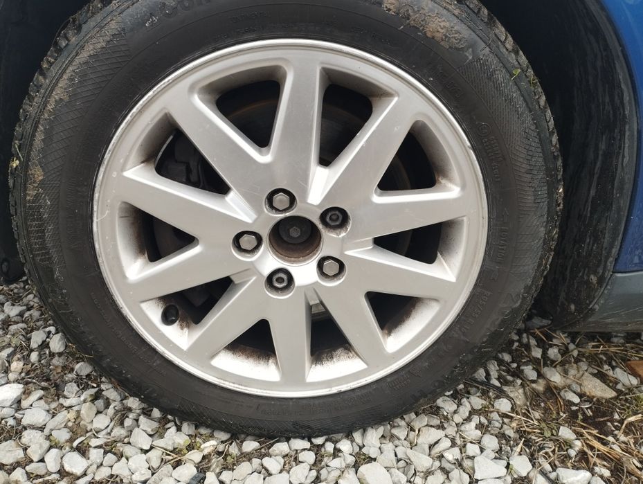 Волво В 50 2.0 HDI 136 коня. Само на части.