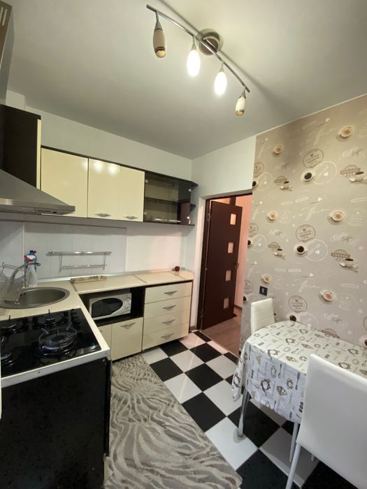 Apartament de închiriat