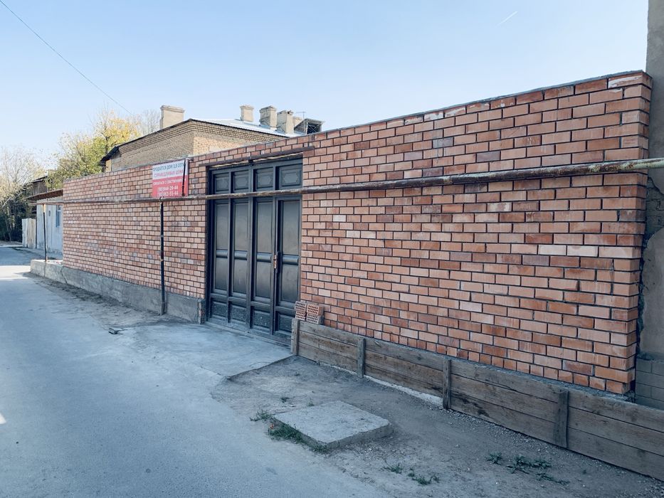 Продаю свой торцевой участок 3,5 сотки на стадии (строительство 40%)