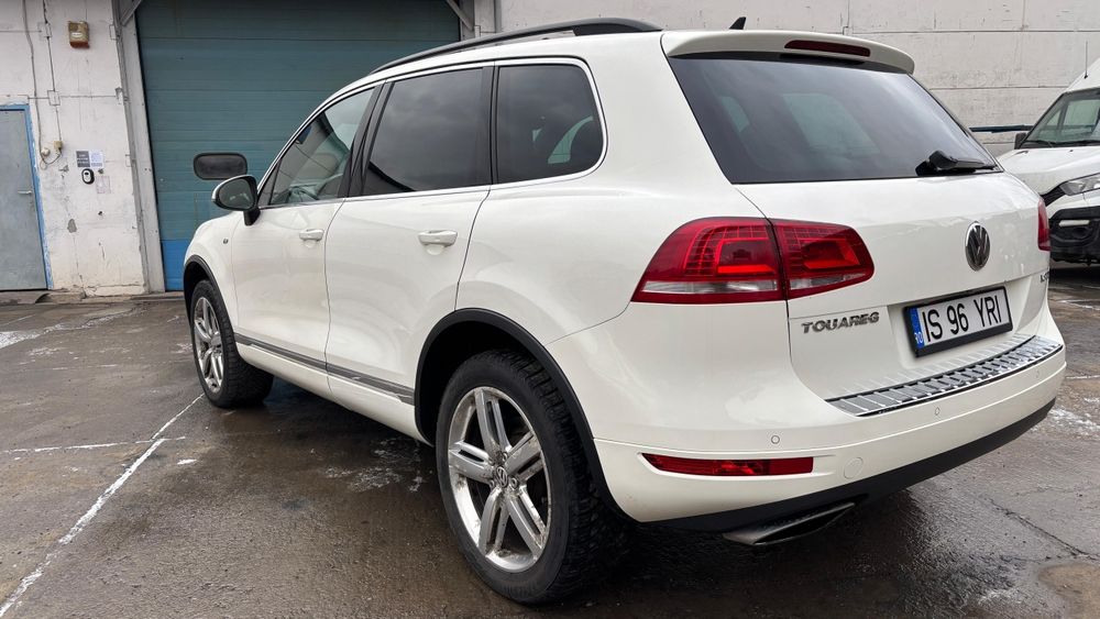VW Touareg V8 4.2 2012