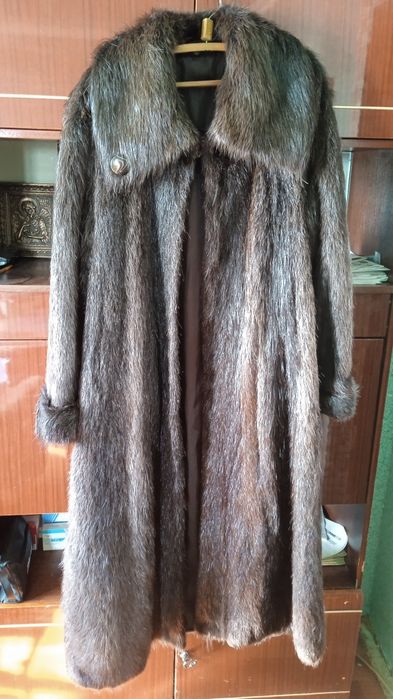 Шуба женская енот