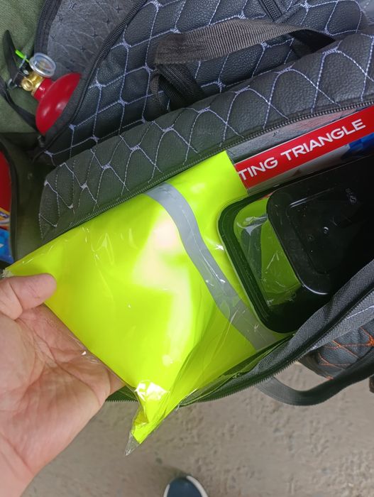 Aptechka nabor . Eco koja chexol Znak Agnushitel Apteckka nimcha