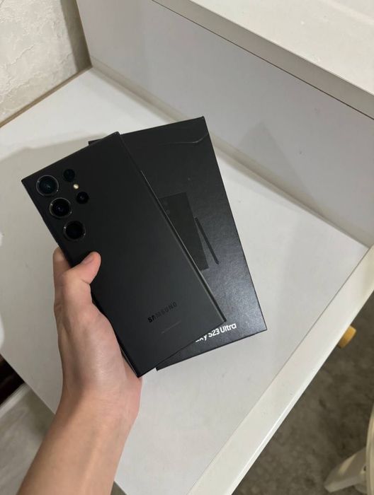 Samsung s23 ultra 12/512  koreyskiy