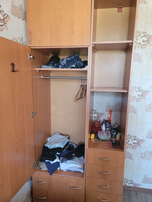 Гарнитур под одежду (мебель, шкаф)