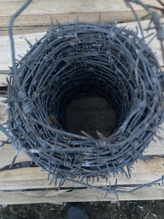 Колючая проволка