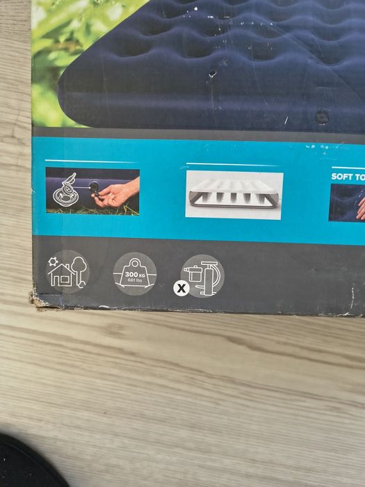 Saltea gonflabila bestway noua 2.03 lungime cu 1.83 latime