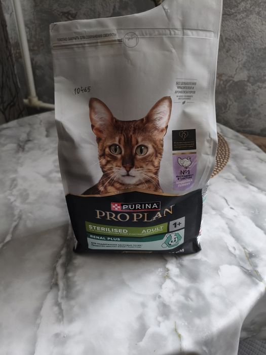 Продам кошачий корм