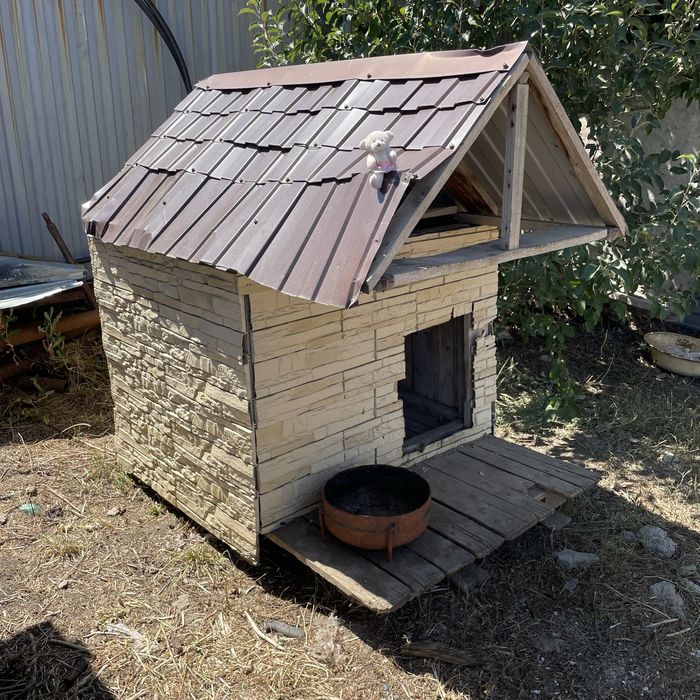 Продам домик для собак бутка