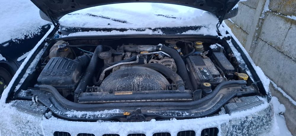 Vând jeep grand cherokee 3.1 an 2002