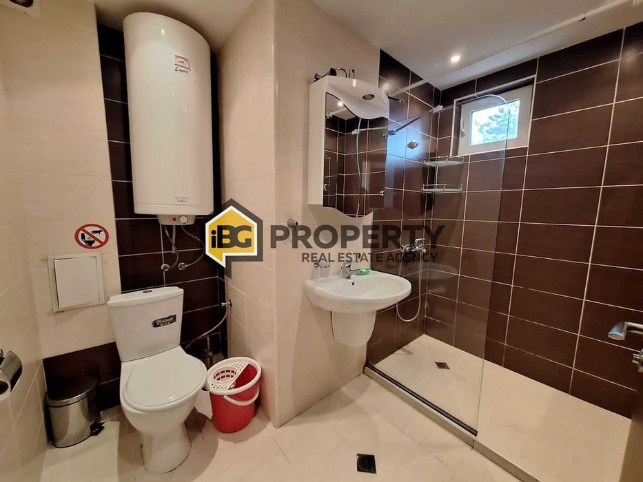 Продава се Тристаен апартамент в Бяла - 117 кв.м за 397 €/кв.м - Снимка #11