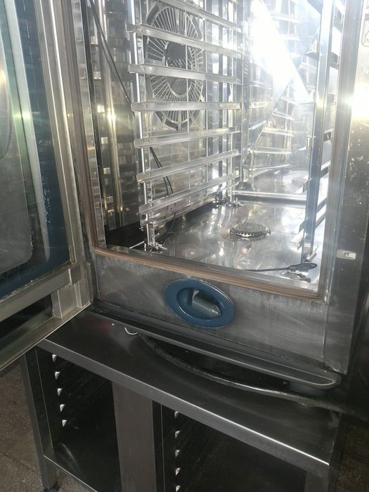 Конвектомат рационал  SCC 10 тави