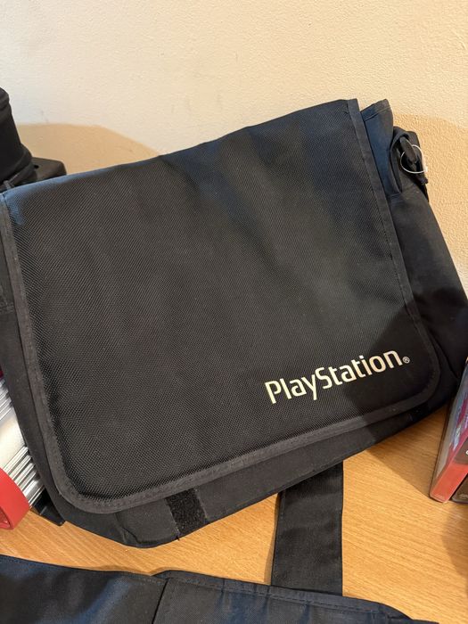PlayStation 4 pro-1 TB