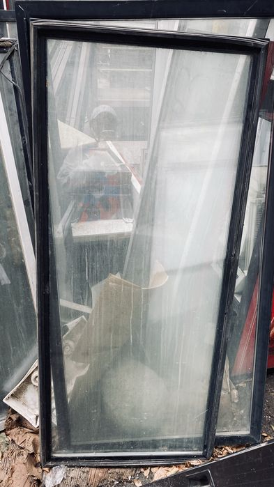 Продам пластиковые двери от витринных холодильников