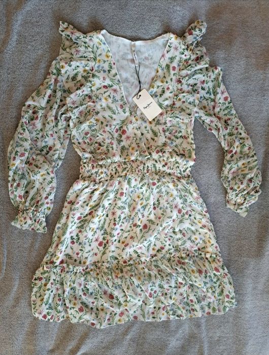 НОВИ Оригинални рокли Karl Lagerfeld и Pepe Jeans