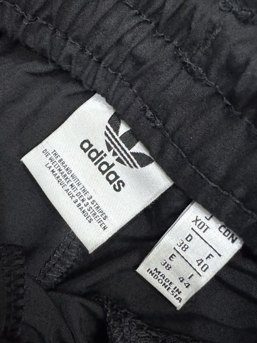 Дамско долнище ADIDAS . Размер М