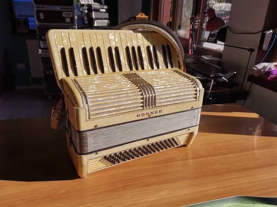 Acordeon Hohner Verdi II Alb Vergea Mare