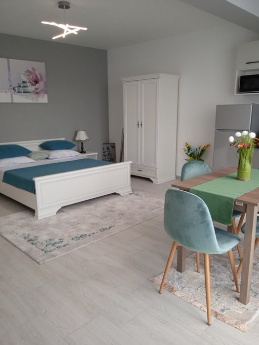Închiriez studio Mamaia Nord termen lung — fotografia 3