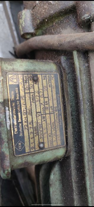 Motor electric trifazat cu reductor, 1.1kW, 315rpm, 380V