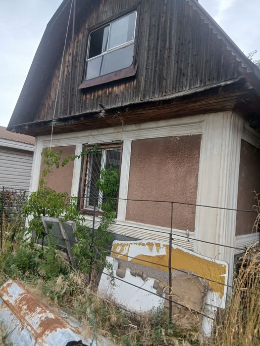 продам дачу срочно.