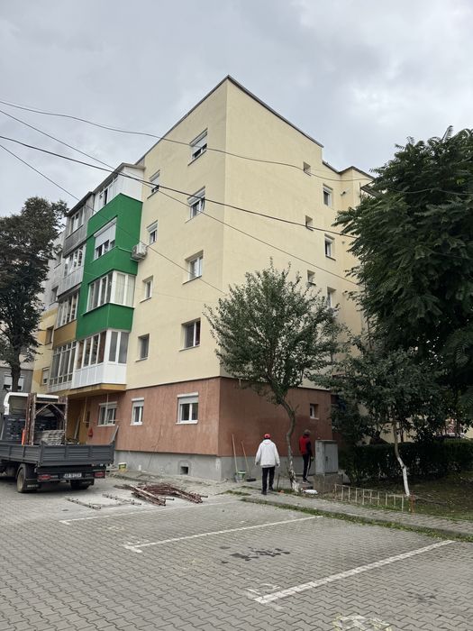 Constructii case la rosu sau la cheie si tot ce tine de constructii