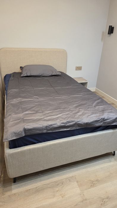 Продам кровать 1.5