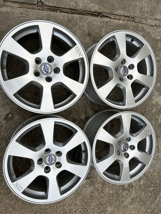 5х108 17 ски оргинални volvo