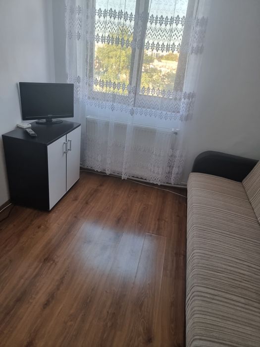 Apartamente 2 camere de închiriat.