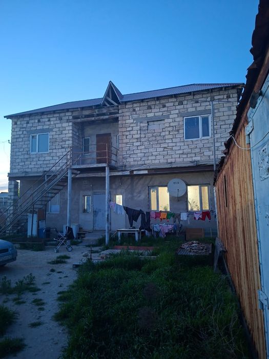 Продаётся 2х этажный дом сот Гранит