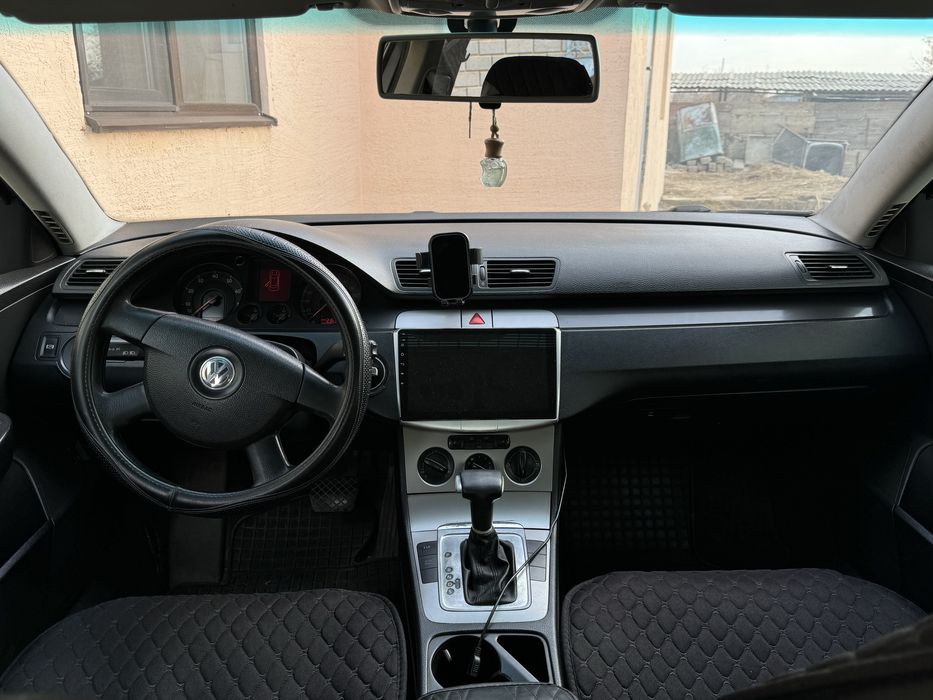 Авто Volkswagen passat B6