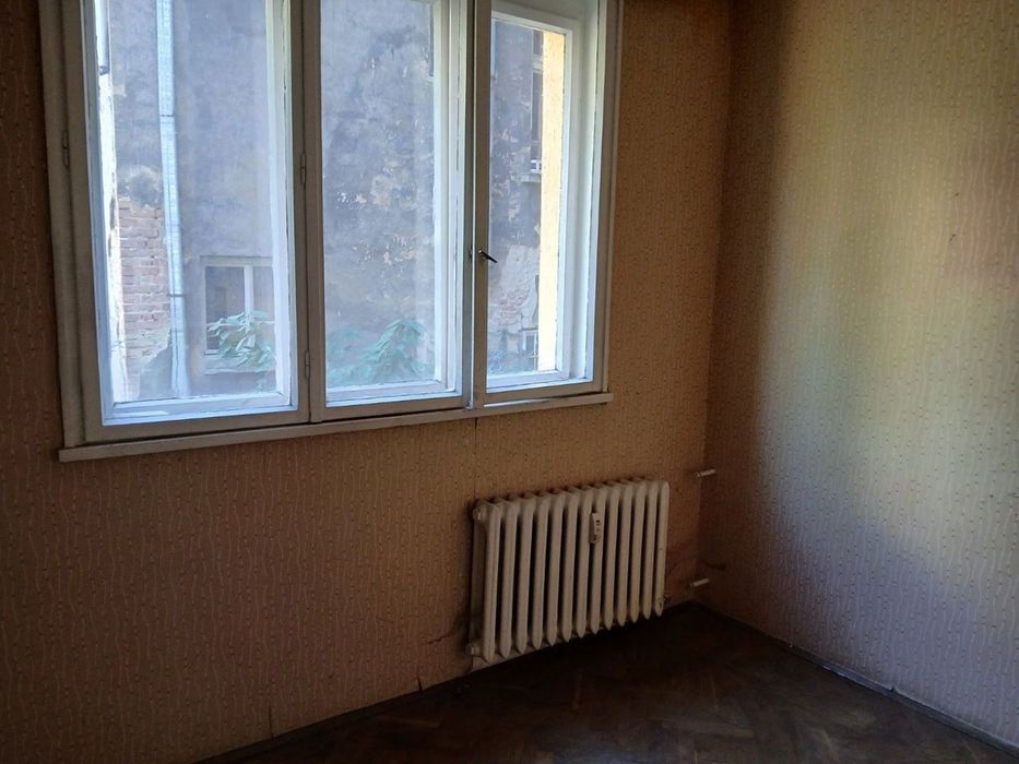 Продава се Двустаен апартамент в София, Център - 54 кв.м за 4571 €/кв.м - Снимка #4