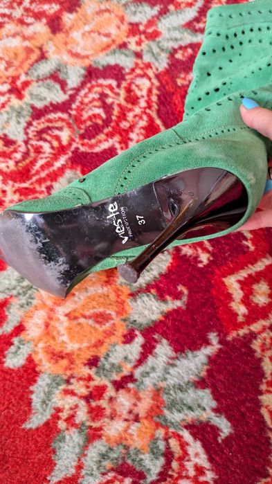 Cizme Elegante de Vară din Piele Întoarsă Verzi cu Decupaje Laser