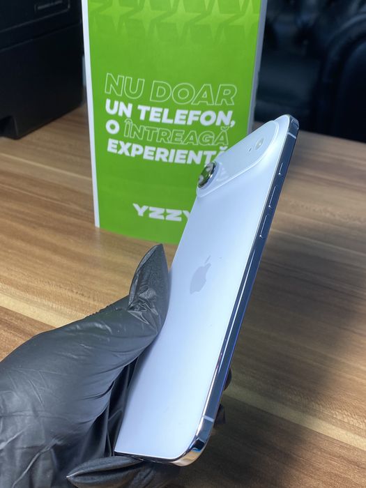 iPhone Air • 256 GB • Sky Blue