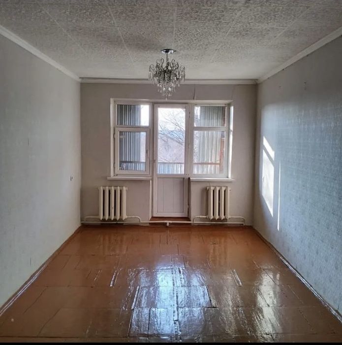 Продается кв в 1мкр 3ком на 5эт