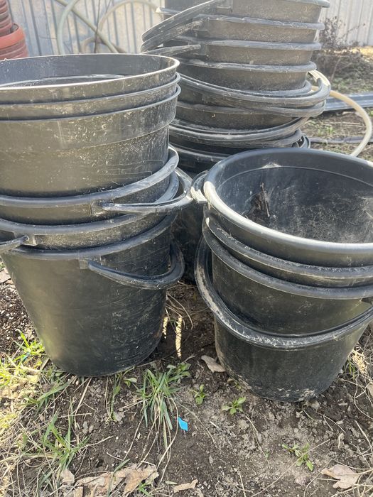 Продаам горшок для цветов