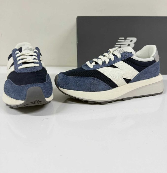 New Balance  370