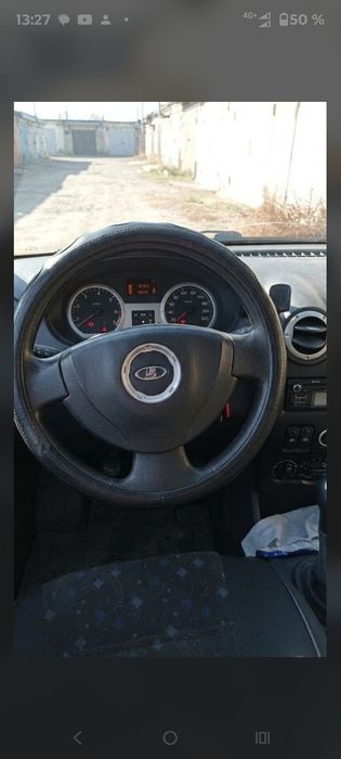 Продам автомобиль Ларгус 2013
