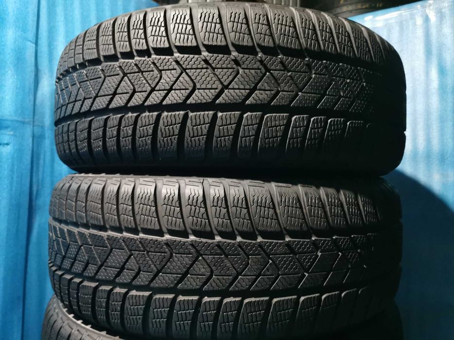 225/55/17 pirelli m+s 2 buc