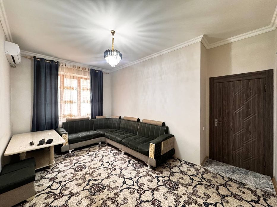 Продаётся 2х Комнатная квартира по адресу Рудакий с евроремонтом