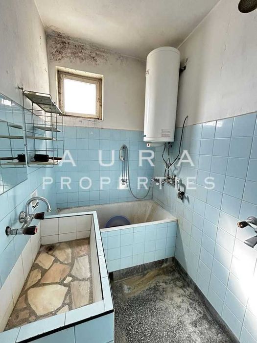 Продава се Многостаен апартамент в Разград, Център - 137 кв.м за 648 €/кв.м - Снимка #11