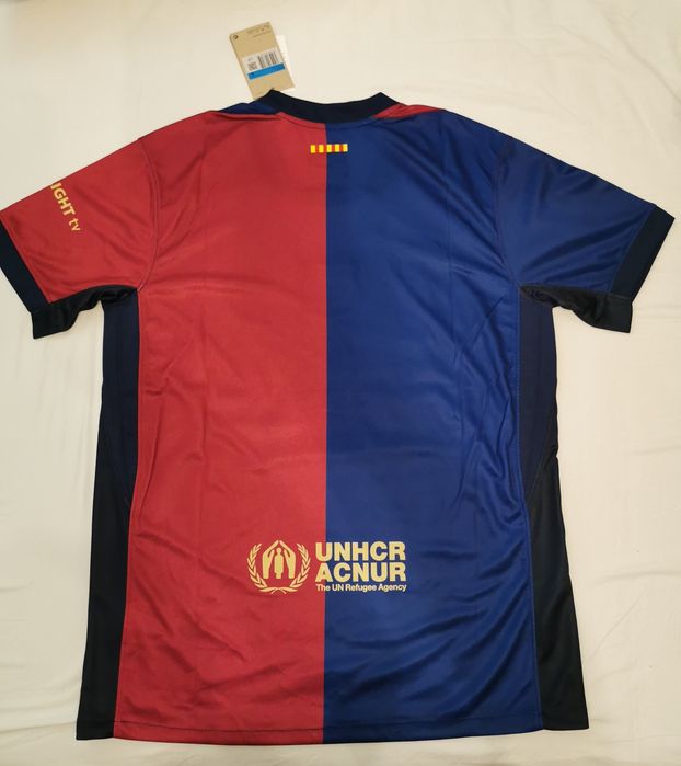 Tricou Nike nou cu eticheta, FC Barcelona, mărimea M, însemne brodate